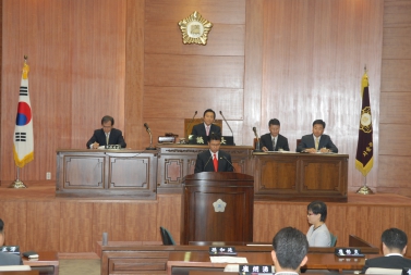 제174회 동작구의회 임시회 행정재무위원회 심사경과 및 결과보고